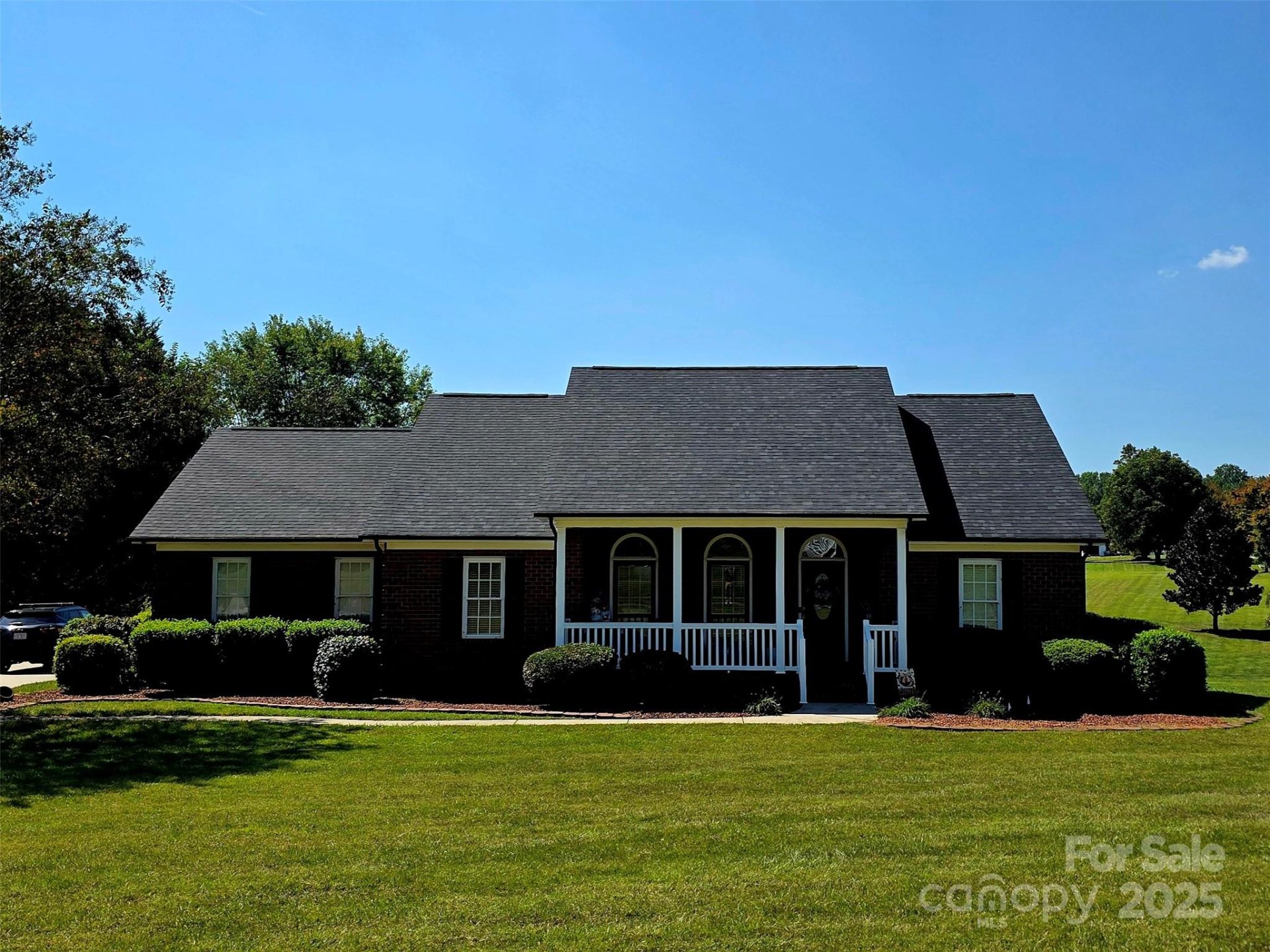 Property image 1 at 608 Sandycrest Drive, Cherryville, NC 28021