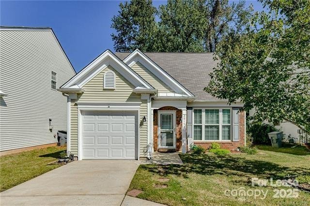 Property at 2015 Mckenzie Creek Drive, Charlotte, NC 28270