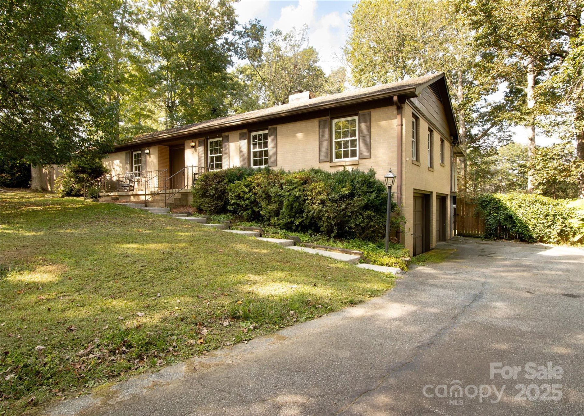 Property at 109 Brightwater Heights Drive, Hendersonville, NC 28731