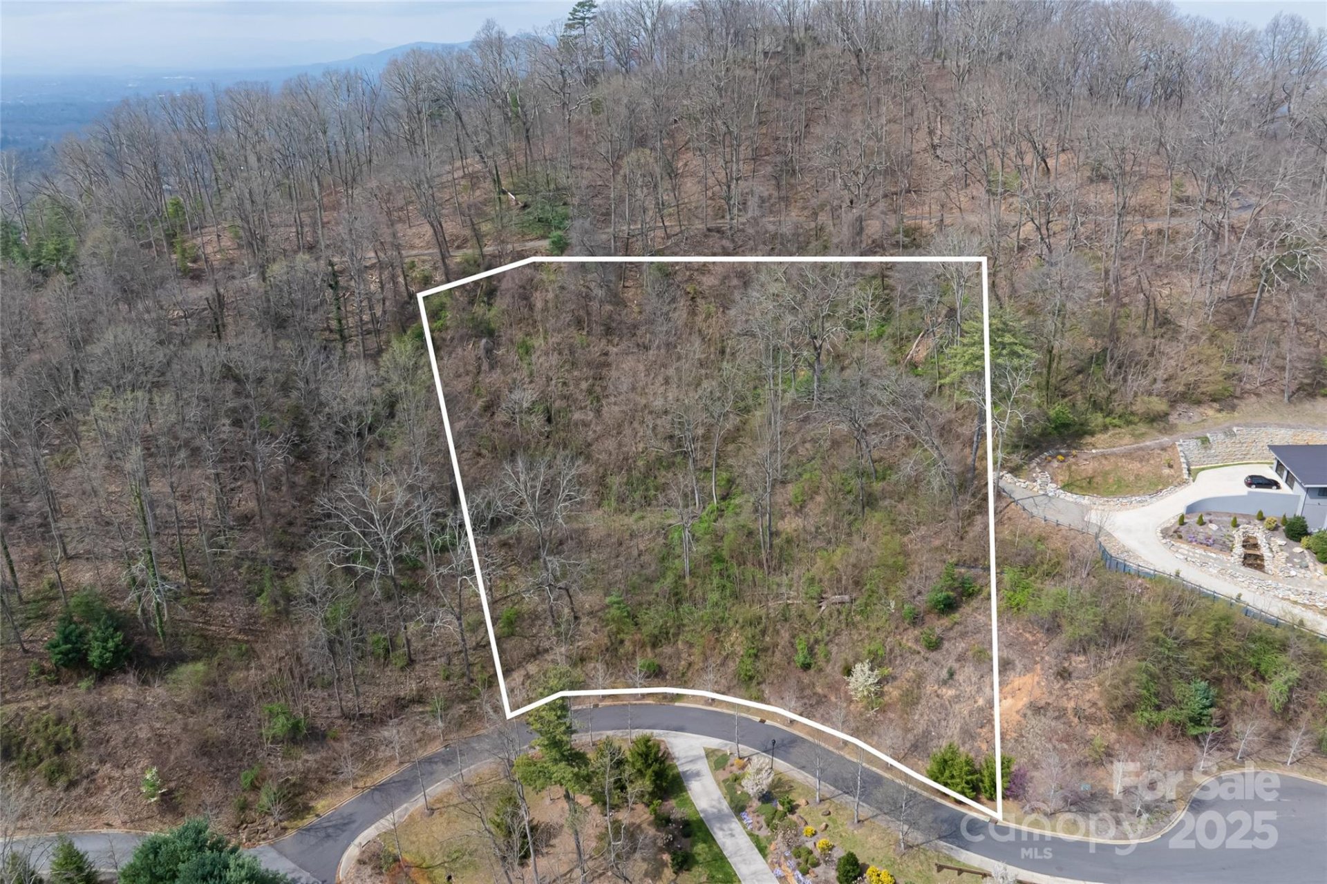 Property at 12 Grovepoint Way, Asheville, NC 28804