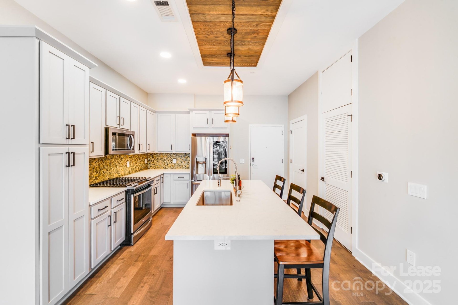 Property image 1 at 2401 Euclid Avenue, Charlotte, NC 28203