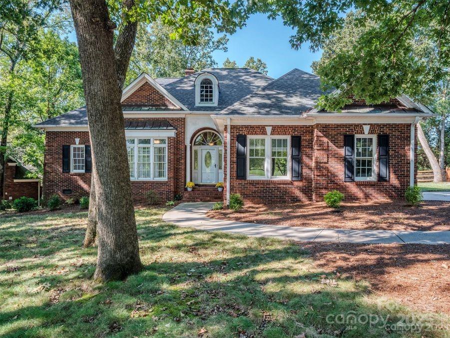 Property image 1 at 113 Eaglecrest Drive, Matthews, NC 28104