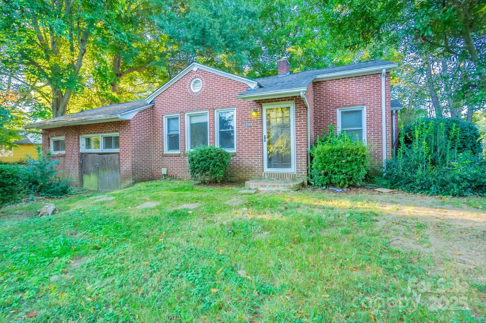 Property image 1 at 1501 Mccormick Avenue, Gastonia, NC 28054