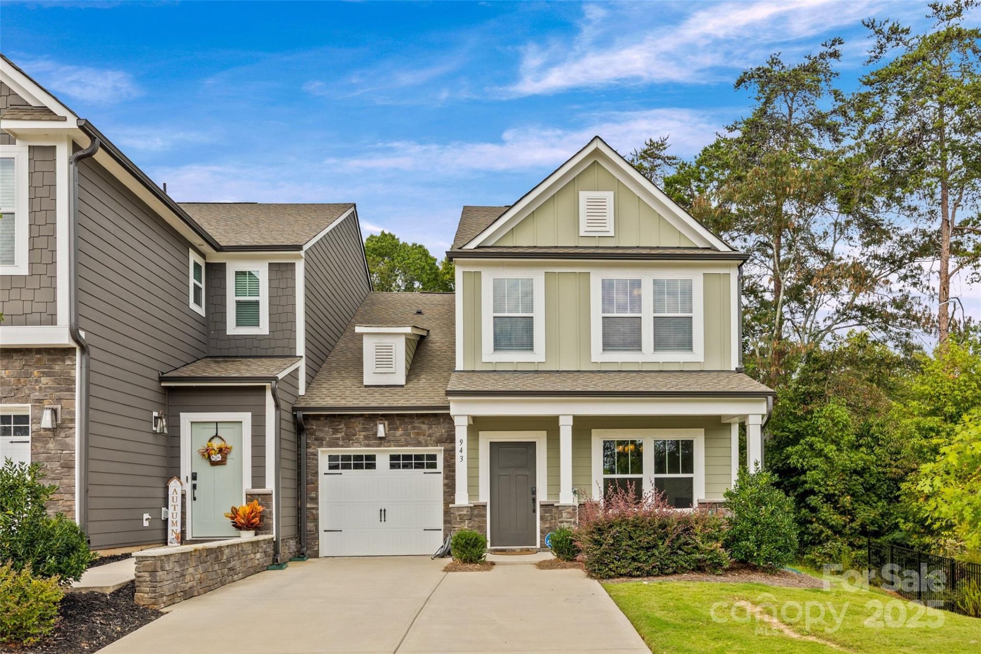 943 Canopy Falls Lane