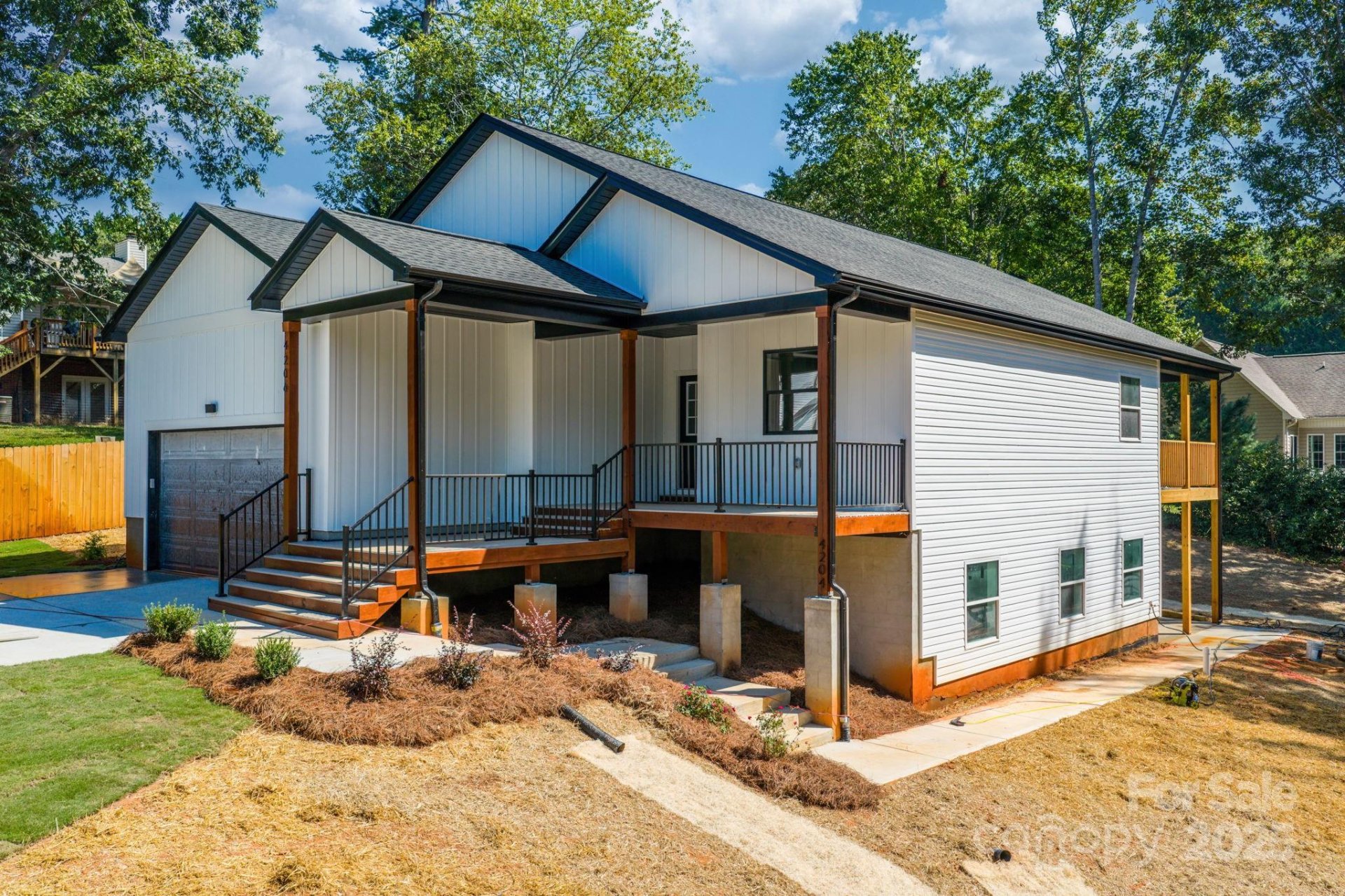 Property at 4204 9th Street, Hickory, NC 28601