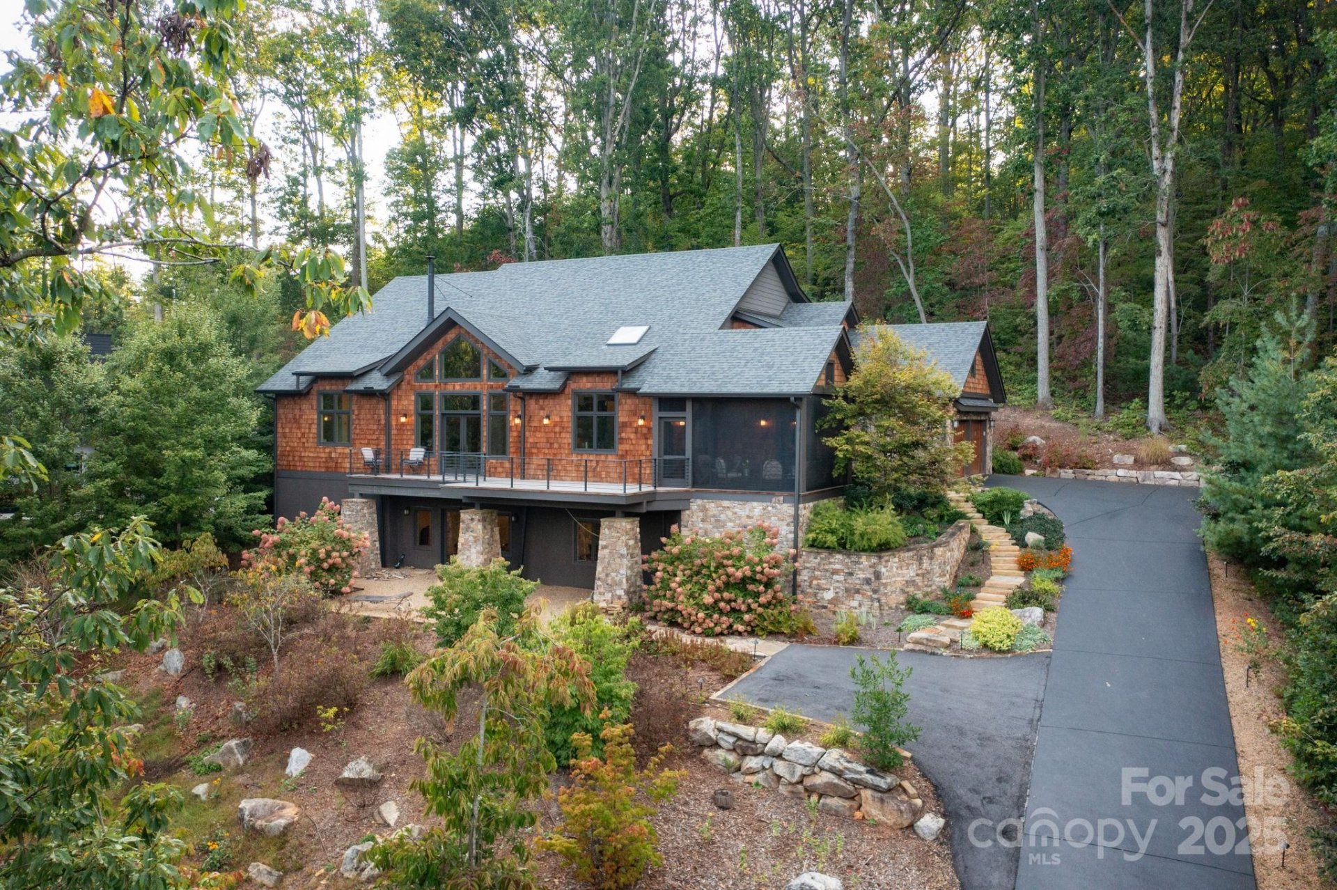 Property at 16 Faulkner Avenue, Asheville, NC 28805