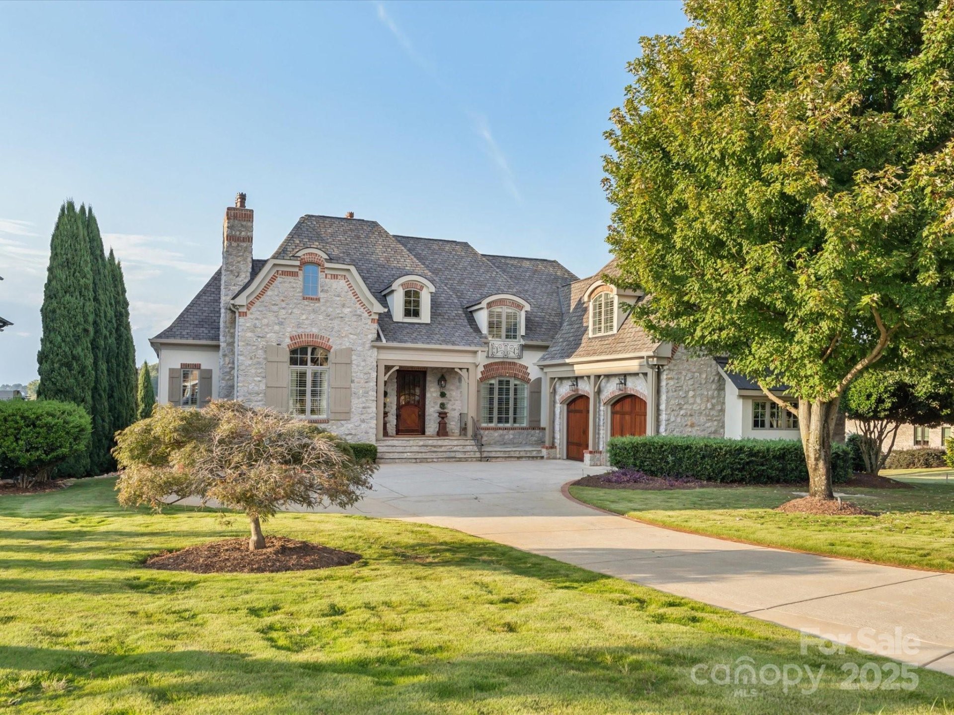 527 Joslin Pointe Lane