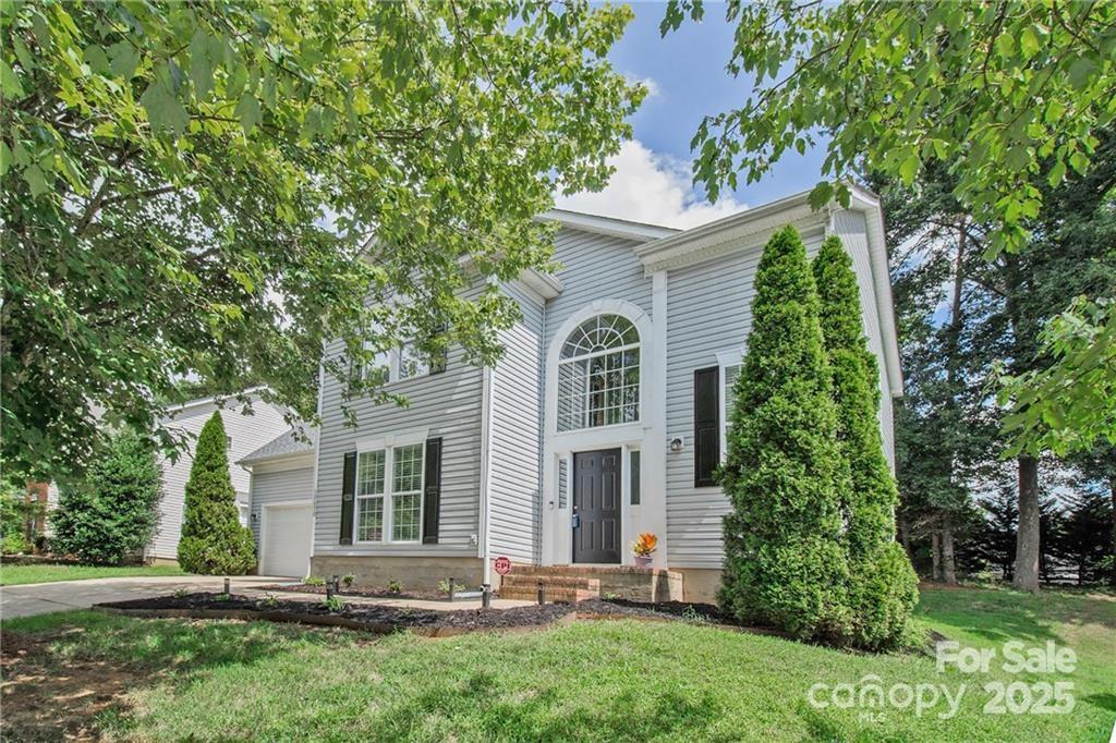 Property at 10630 Northwoods Forest Drive, Charlotte, NC 28214