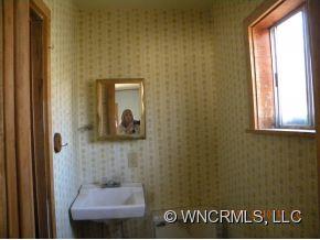 Property image 1 at 465 Deep Gap, Burnsville, NC 28714