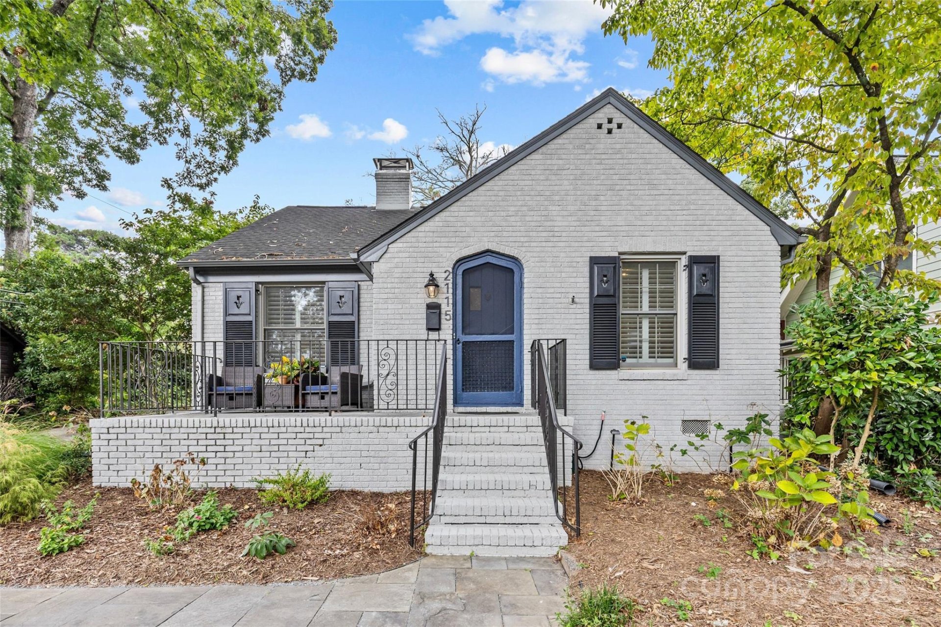 Property image 1 at 2115 Chatham Avenue, Charlotte, NC 28205