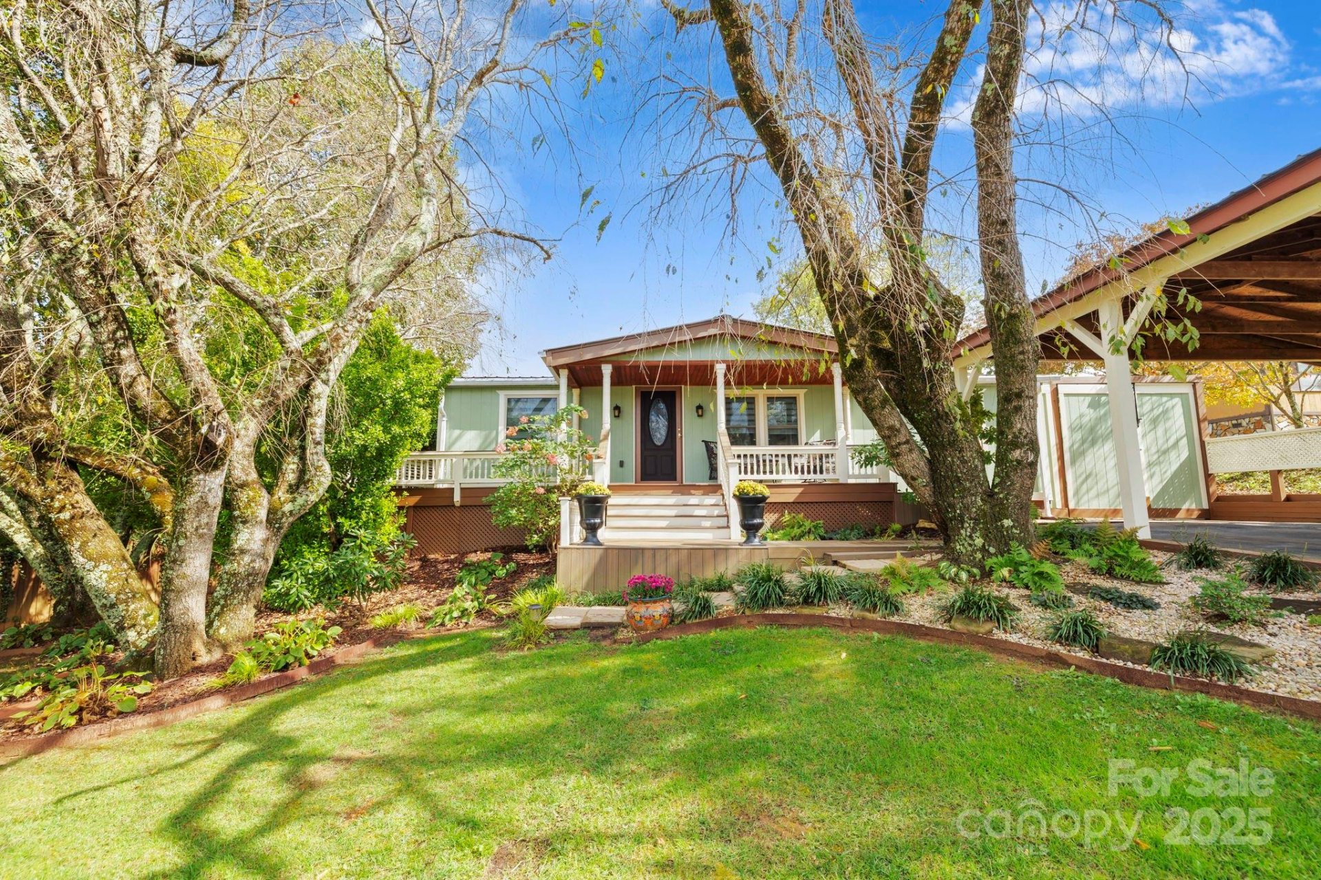 Property at 12 Timbers Edge Lane, Fairview, NC 28730