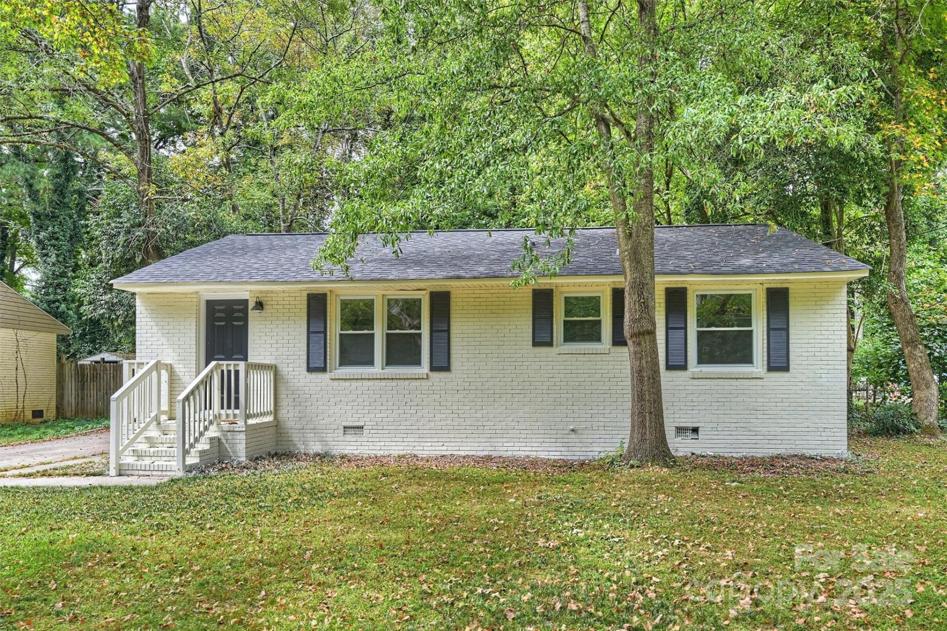 Property image 1 at 1709 Masonic Drive, Charlotte, NC 28205