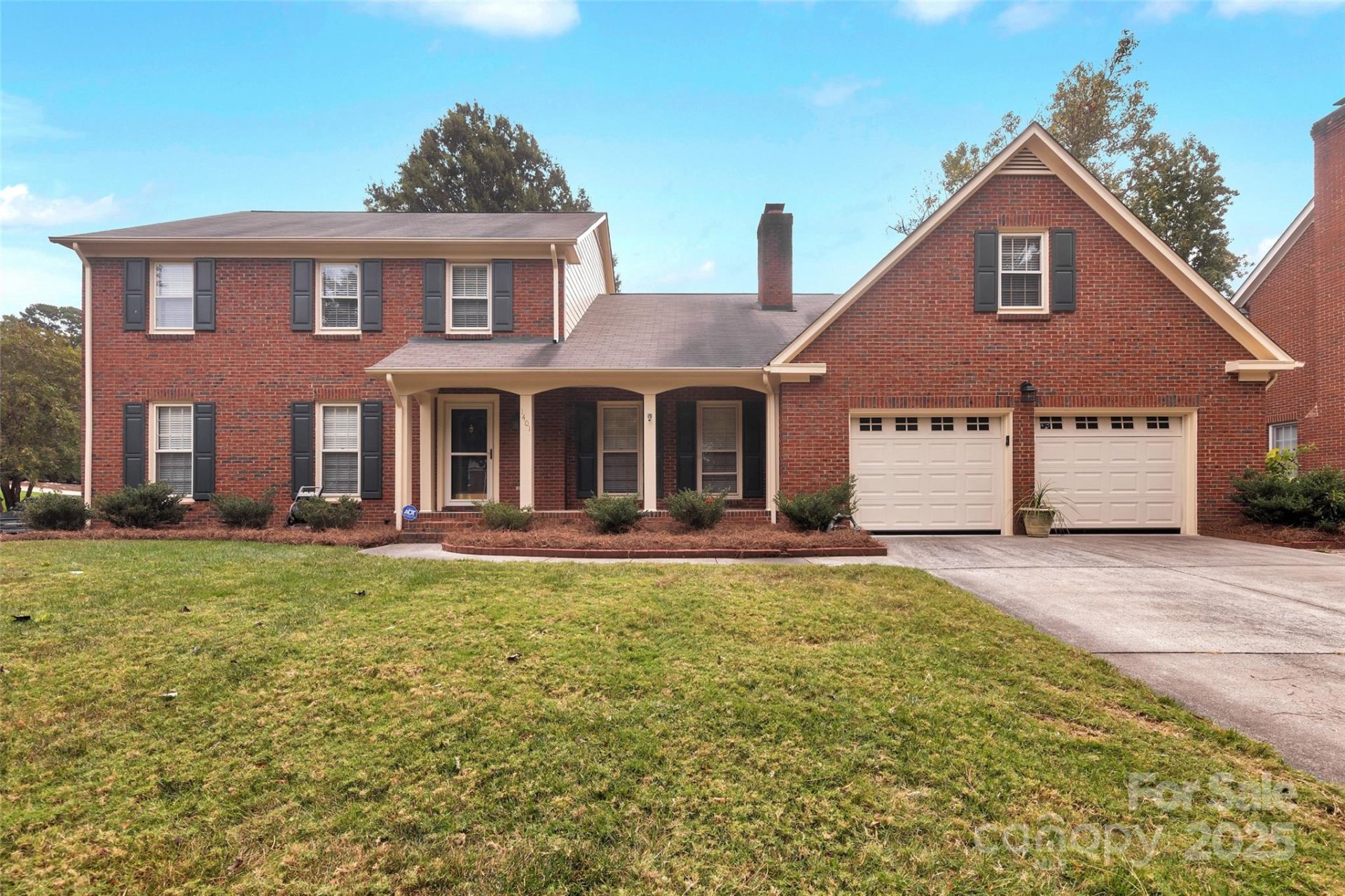 Property at 1401 Matthews Plantation Drive, Matthews, NC 28105
