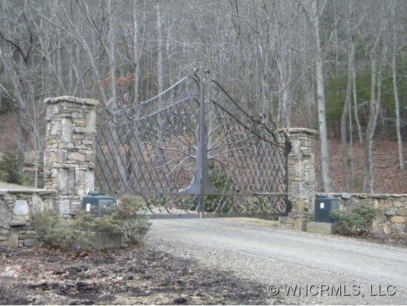 Property image 1 at 102 Amber Sky Drive, Waynesville, NC 28785