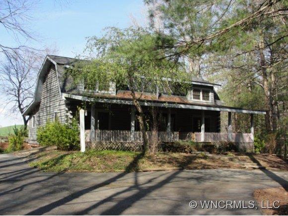 Property image 1 at 13 Ravenwood Lane, Horse Shoe, NC 28742