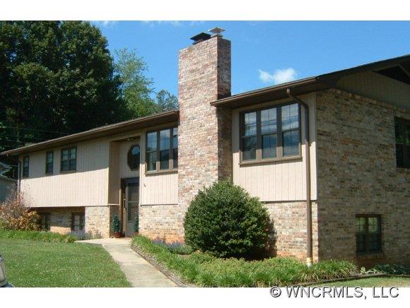 Property image 1 at 8 Sun Up Lane, Candler, NC 28715