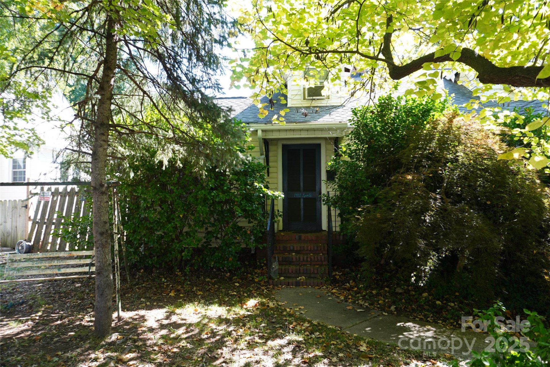 Property image 1 at 1412 Lyon Court, Charlotte, NC 28205