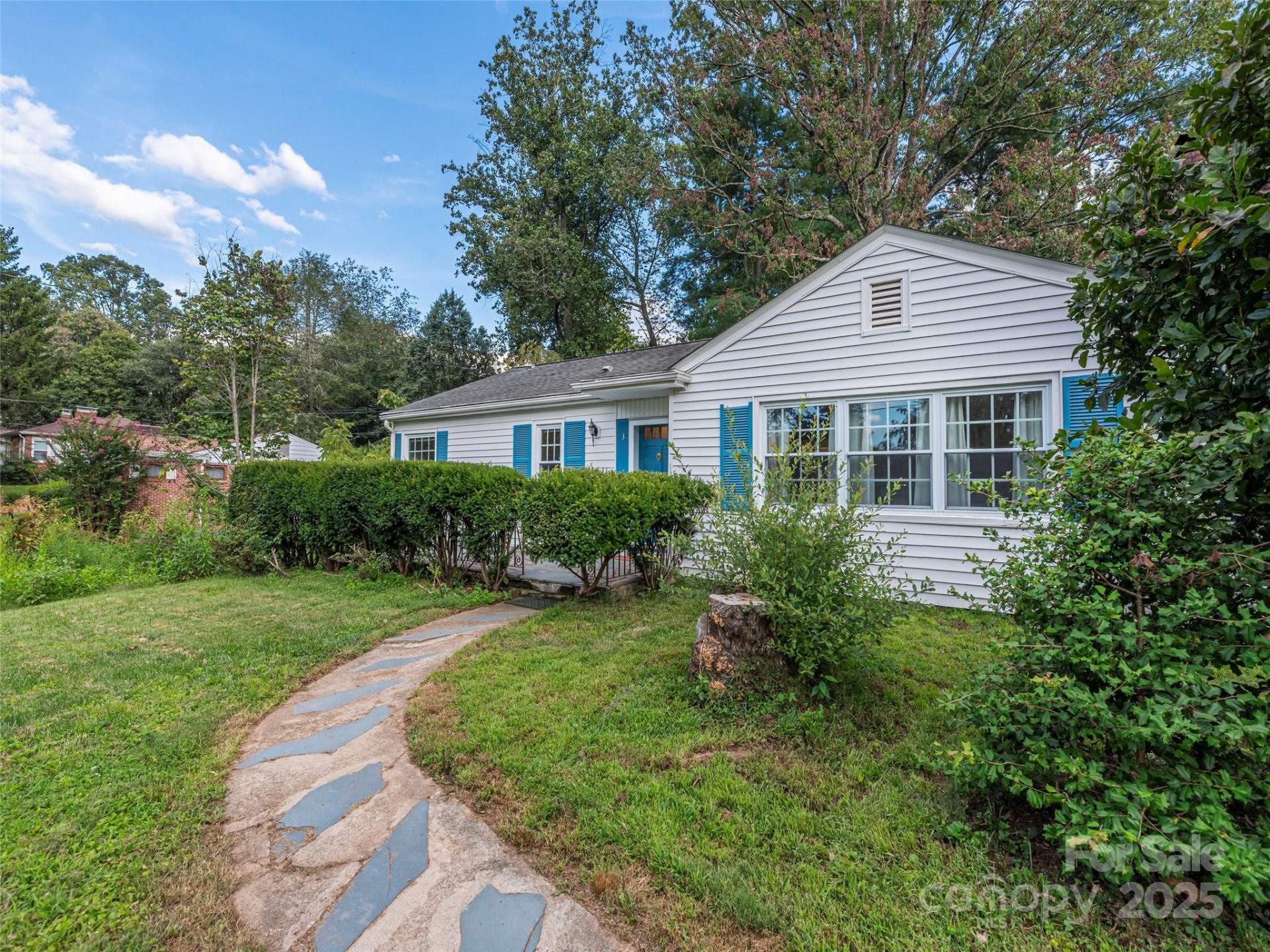 Property at 3 Forestdale Drive, Asheville, NC 28803