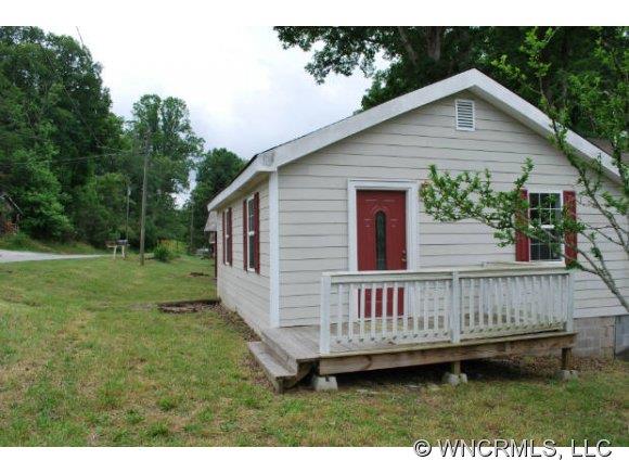 Property image 1 at 145 Azalea Avenue, Brevard, NC 28712