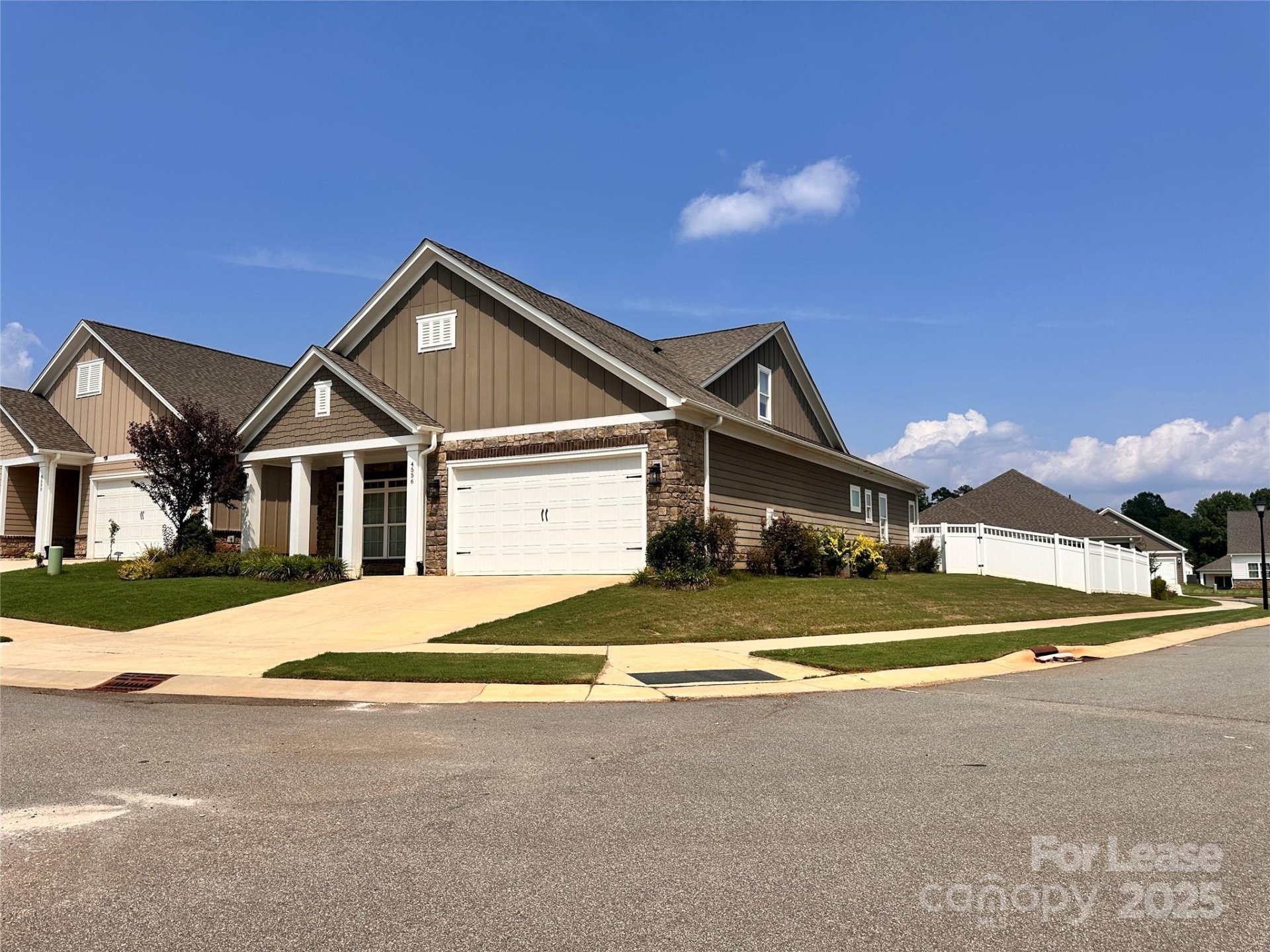 Property image 1 at 4556 Stellata Loop, Sherrills Ford, NC 28673