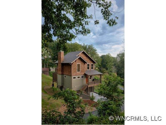 Property image 1 at 31 Shady Park Lane, Asheville, NC 28804