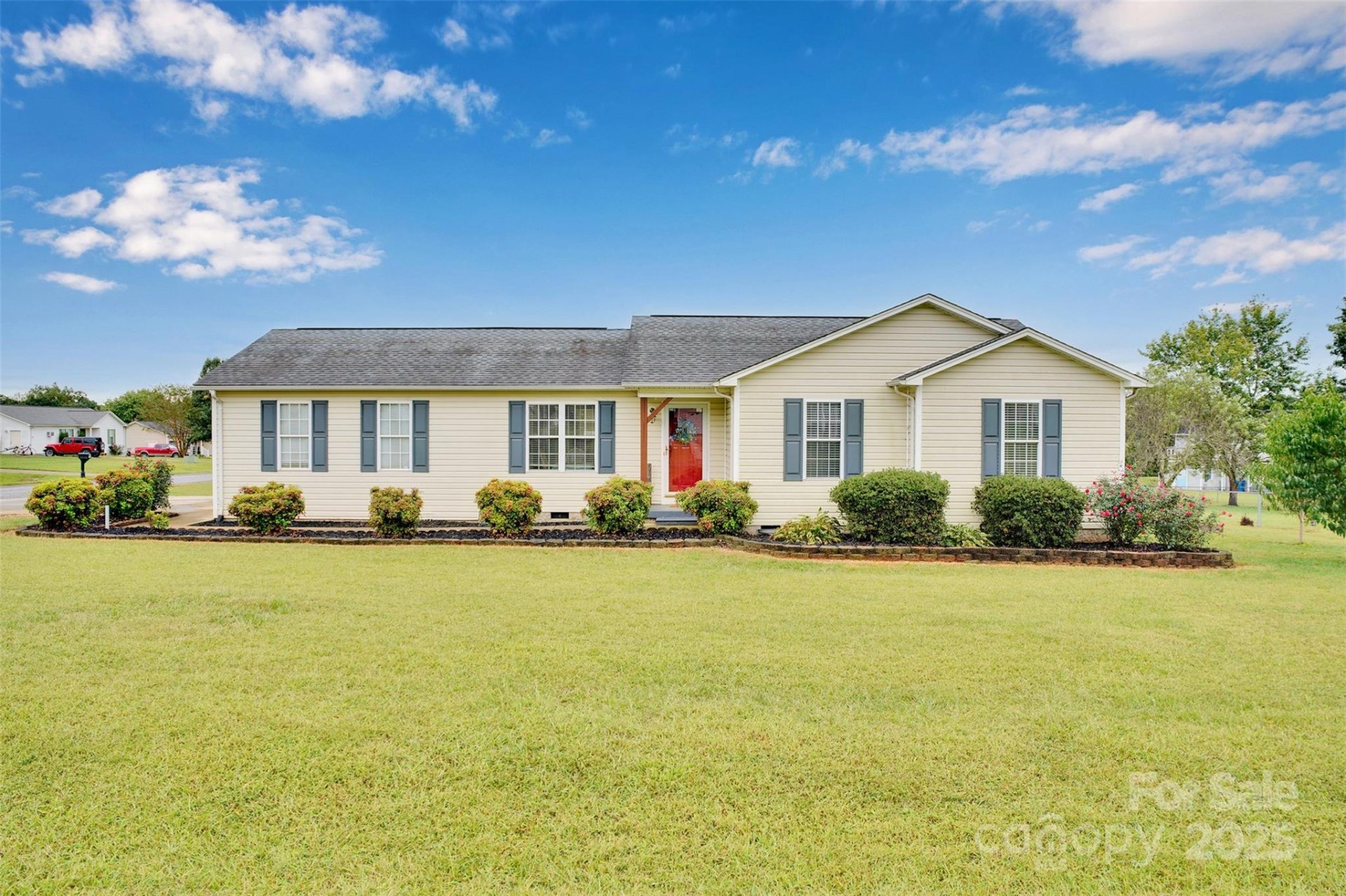 Property image 1 at 2063 Rocketts Way, Newton, NC 28658