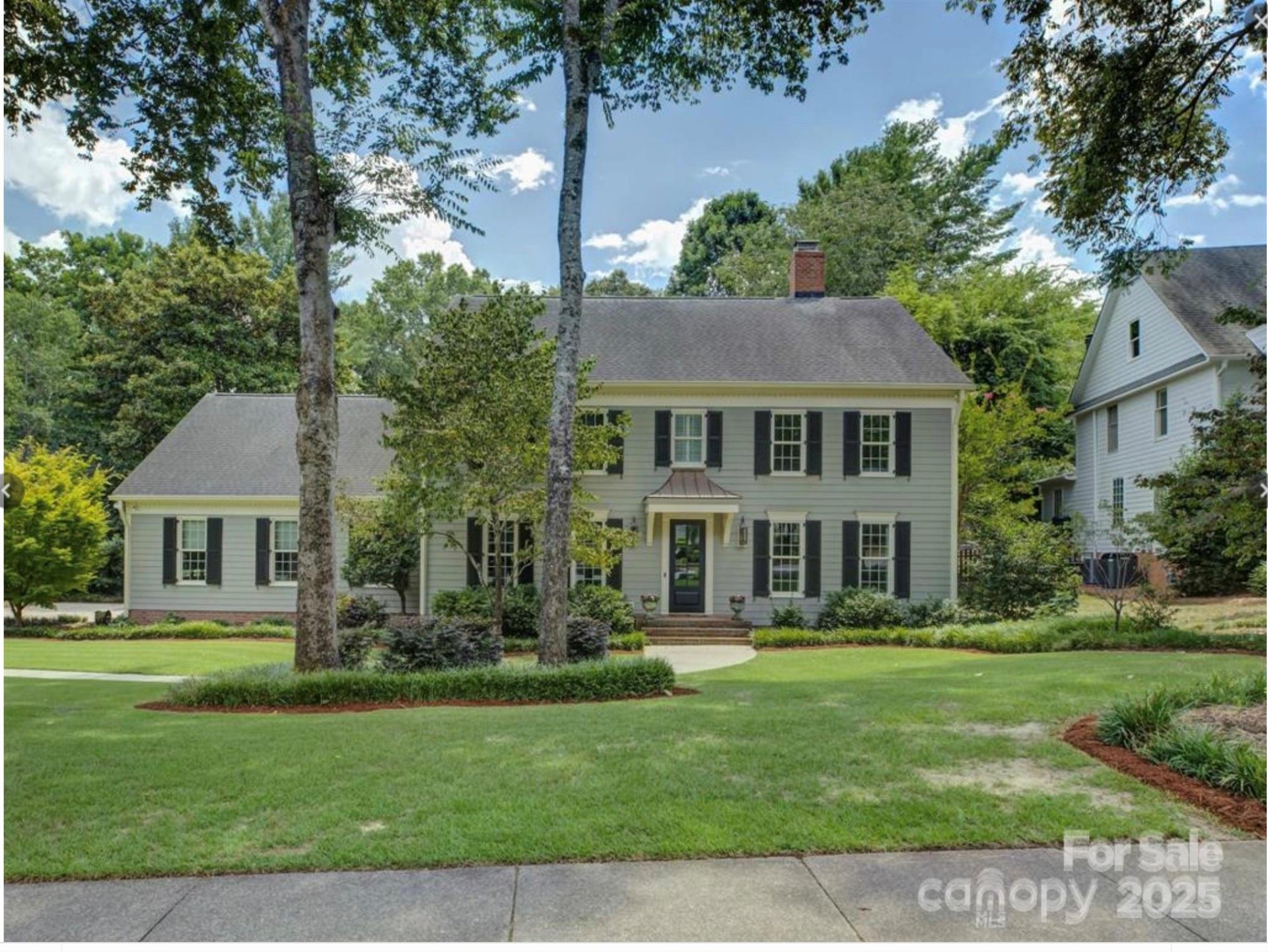 2621 Winding Oak Drive