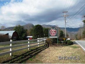 Property image 1 at 151 Cornell Circle, Lake Lure, NC 28746