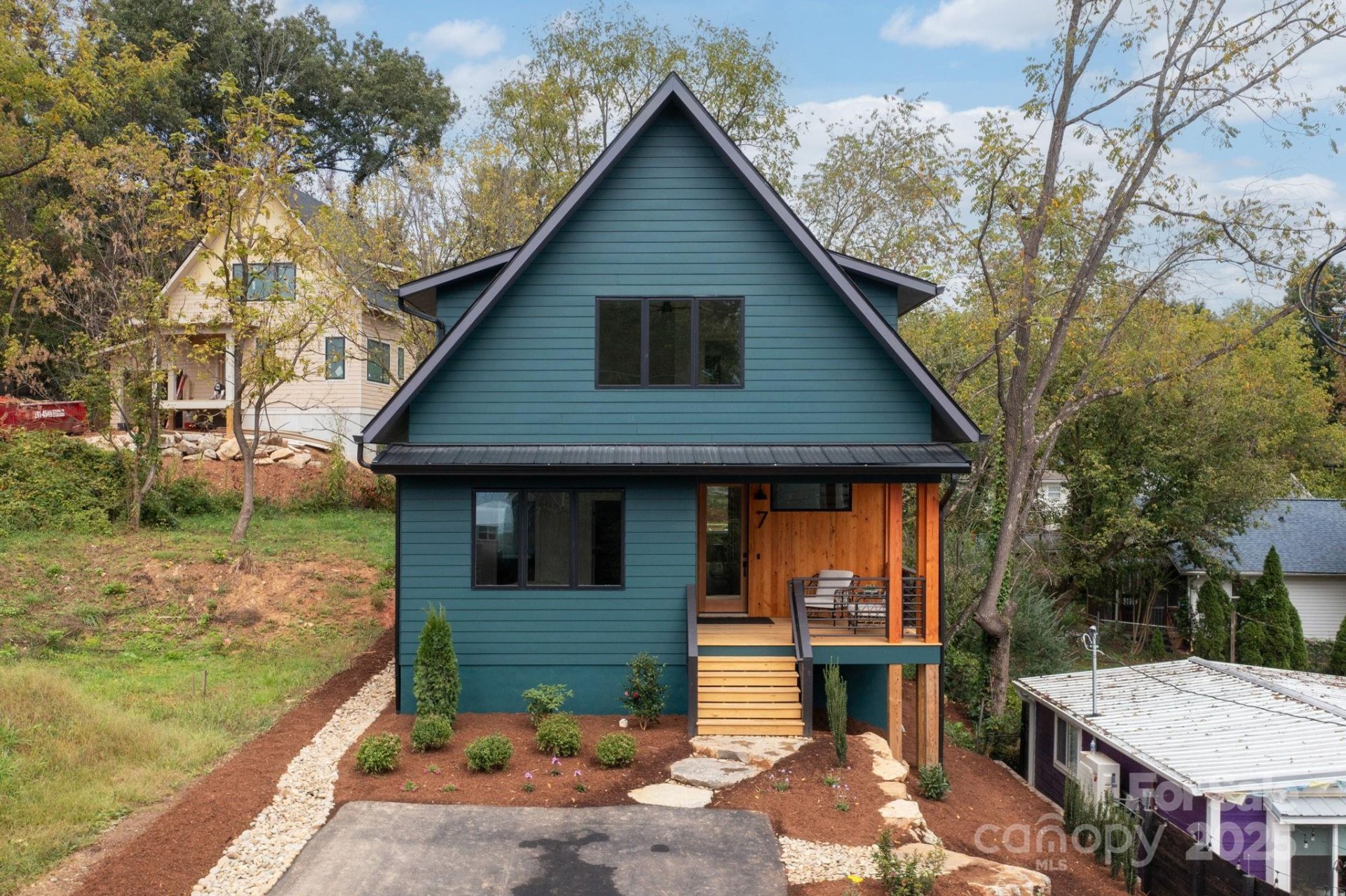 Property image 1 at 7 Montana Avenue, Asheville, NC 28806