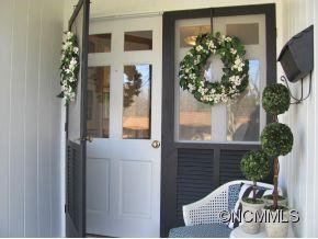 Property image 1 at 70 Pine Street, Brevard, NC 28712