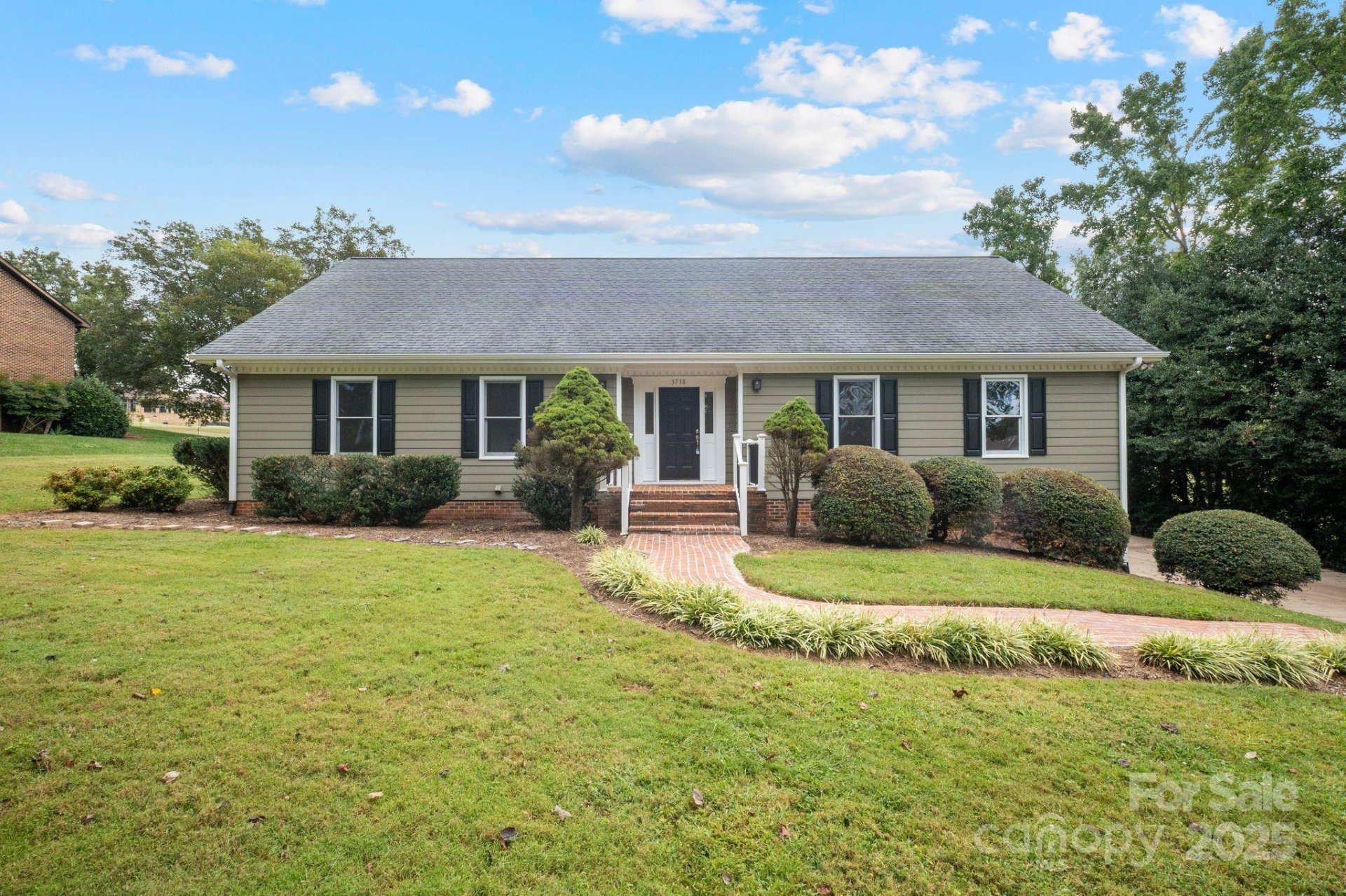 Property at 3718 Club House Drive, Conover, NC 28613