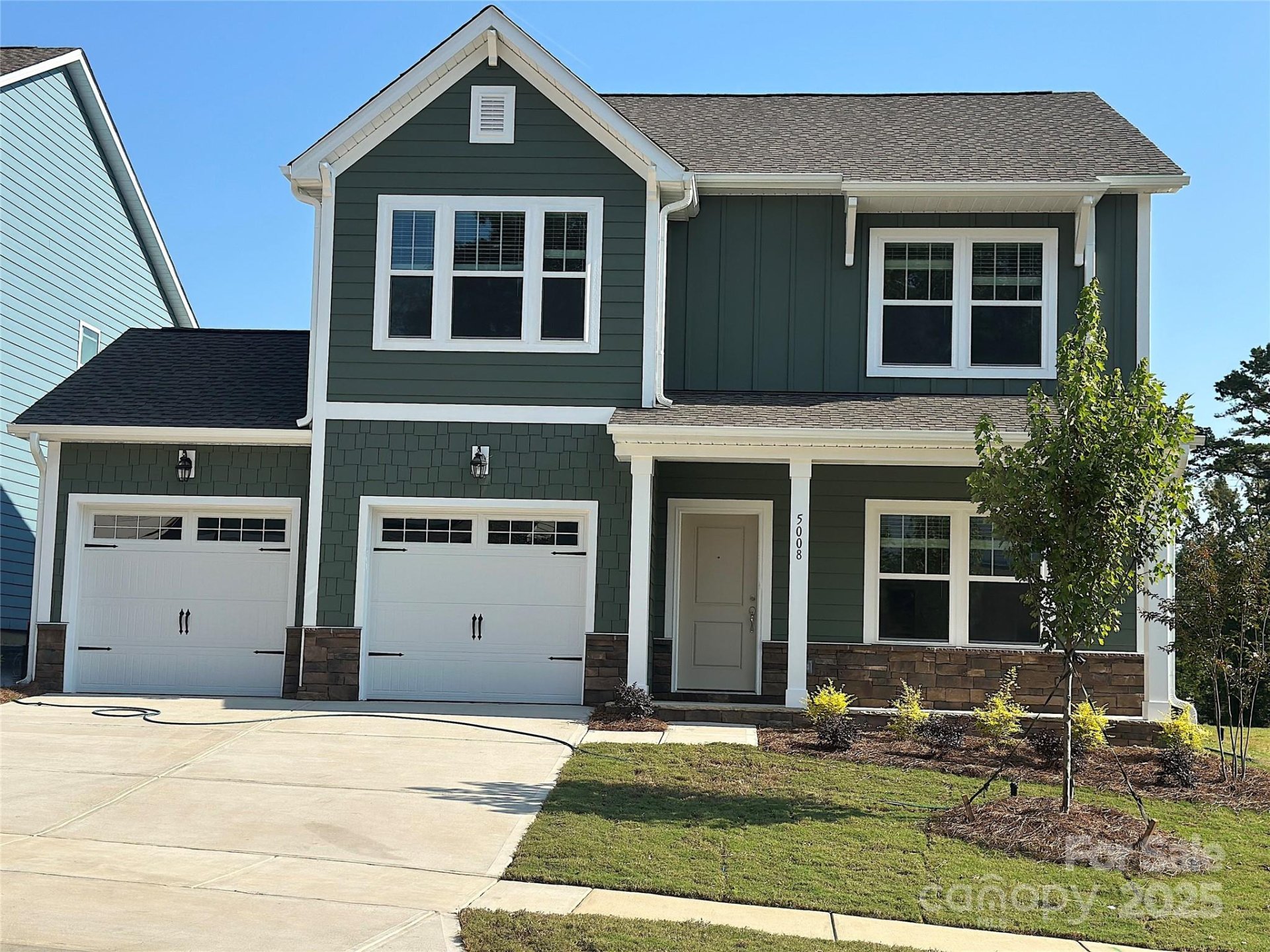 Property image 1 at 5008 Mooreland Oaks Way, Mount Holly, NC 28120