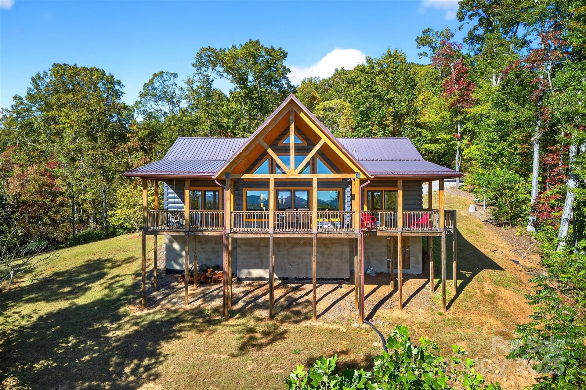 1516 Mountain Crest Drive