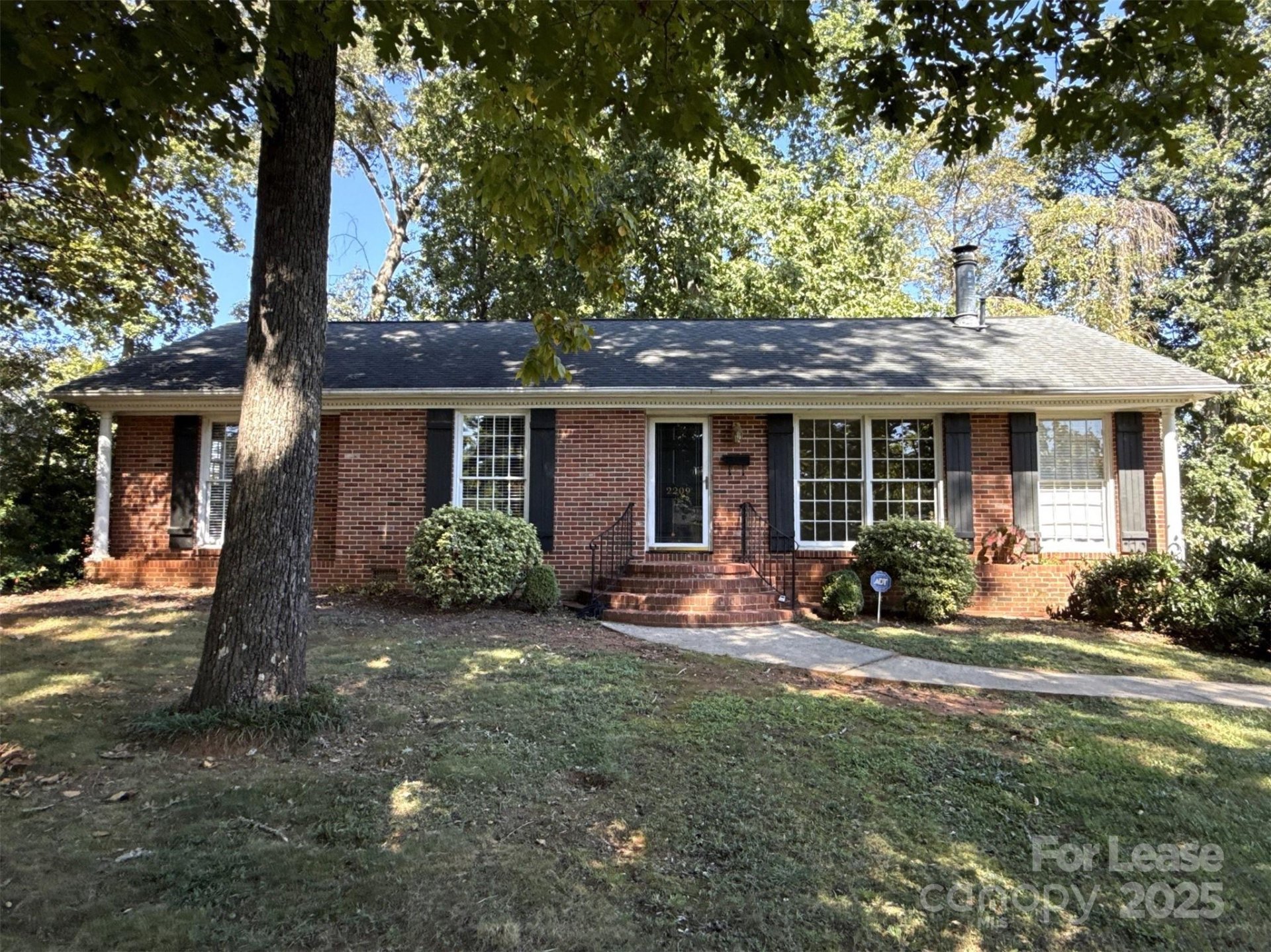 Property image 1 at 2209 Stonewood Drive, Charlotte, NC 28210