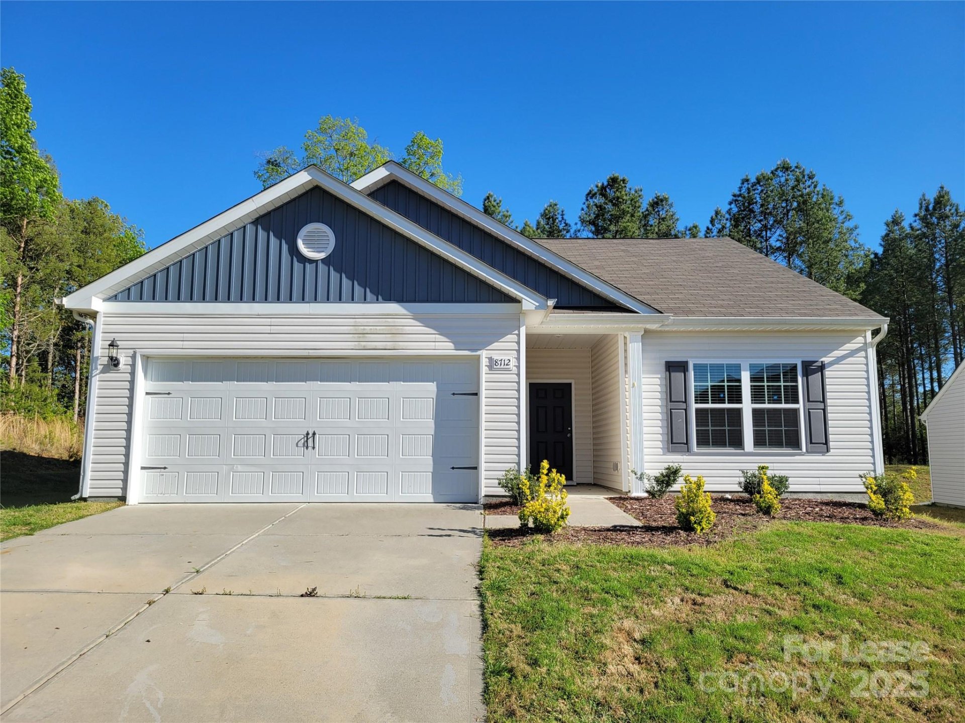 Property image 1 at 8712 Highgate Drive, Charlotte, NC 28215