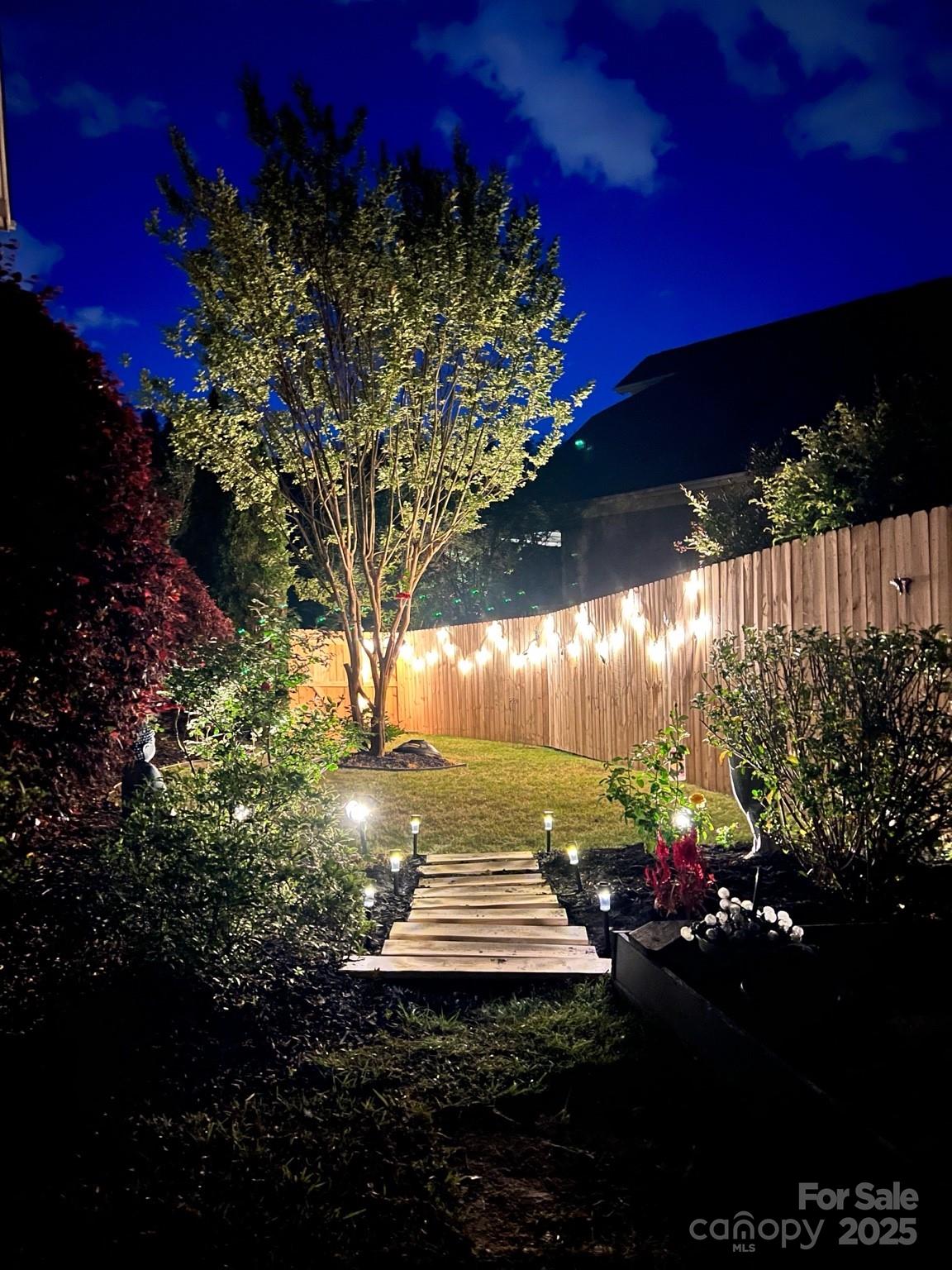 1761 Lakeland Trail Drive