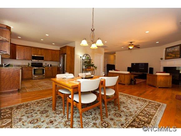 Property image 5 at 11 Catalina Court, Asheville, NC 28806