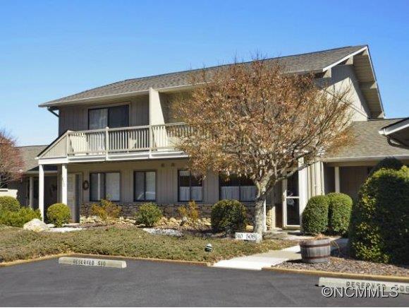 Property image 1 at 510 Davis Mountain Rd, Hendersonville, NC 28739