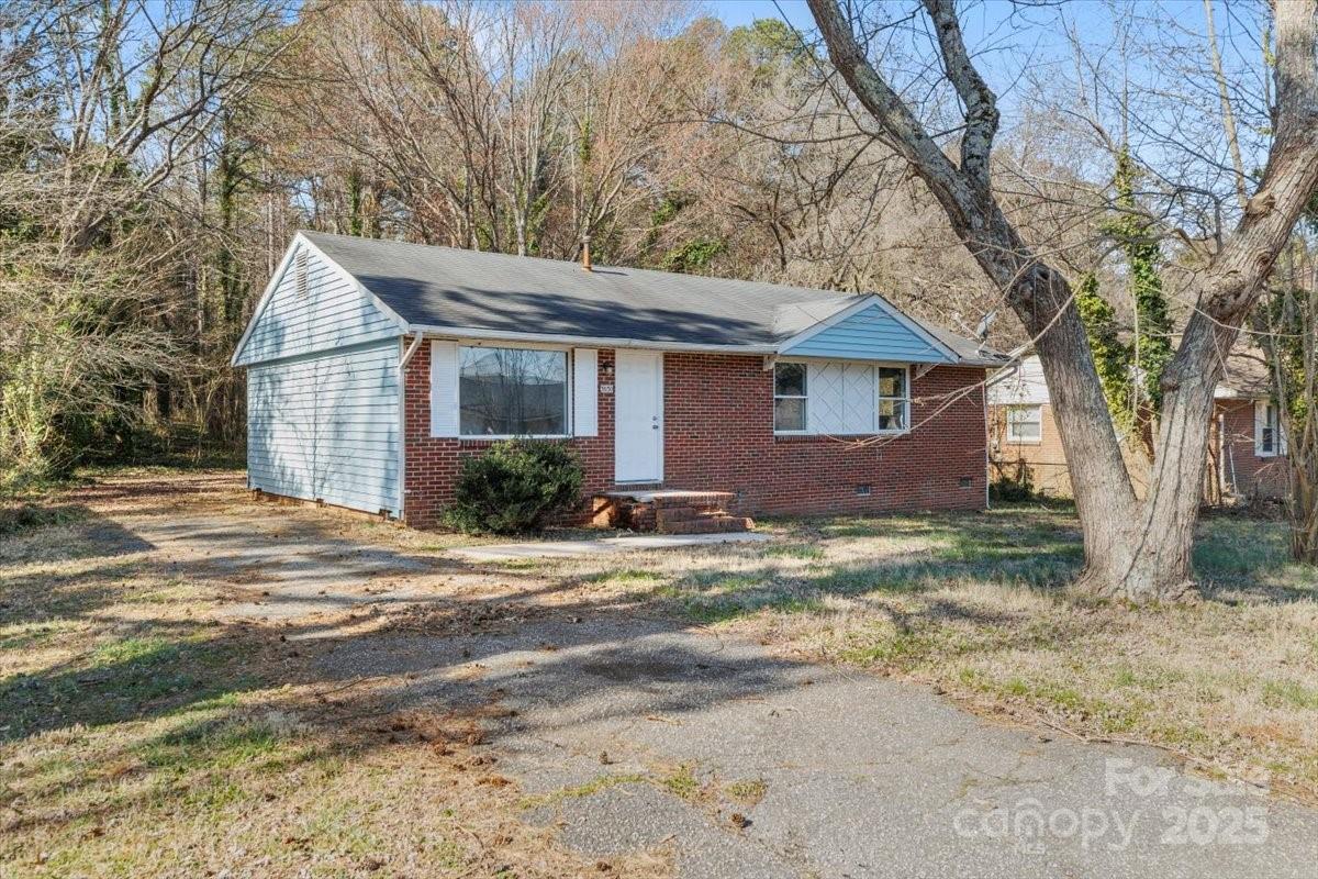 Property at 3030 Crawford Avenue, Gastonia, NC 28052