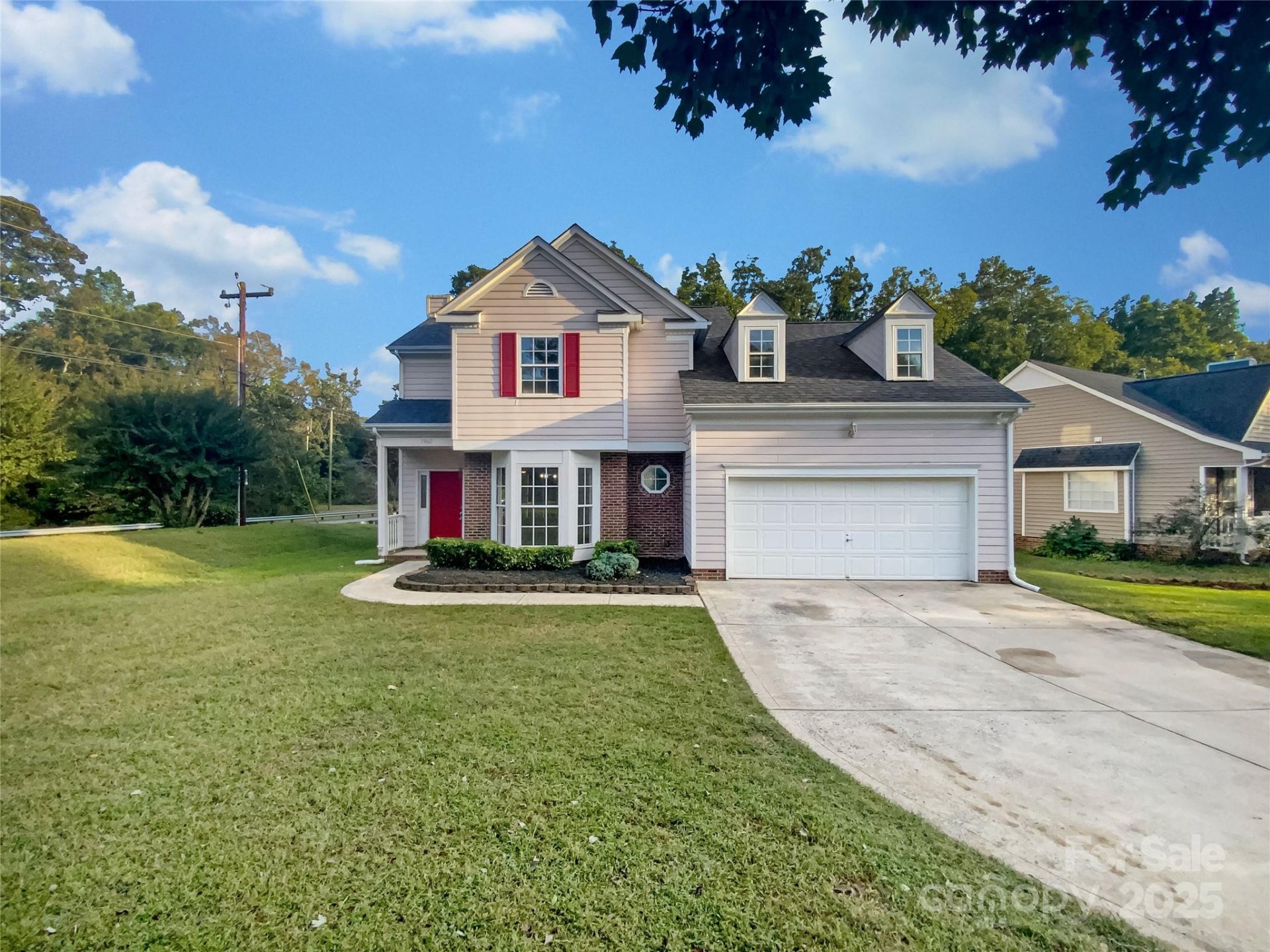 Property image 1 at 1902 Stonewyck Avenue, Kannapolis, NC 28081