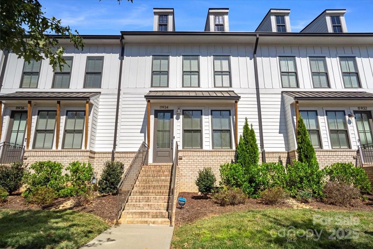 Property at 11934 Fiddlers Roof Lane, Charlotte, NC 28277
