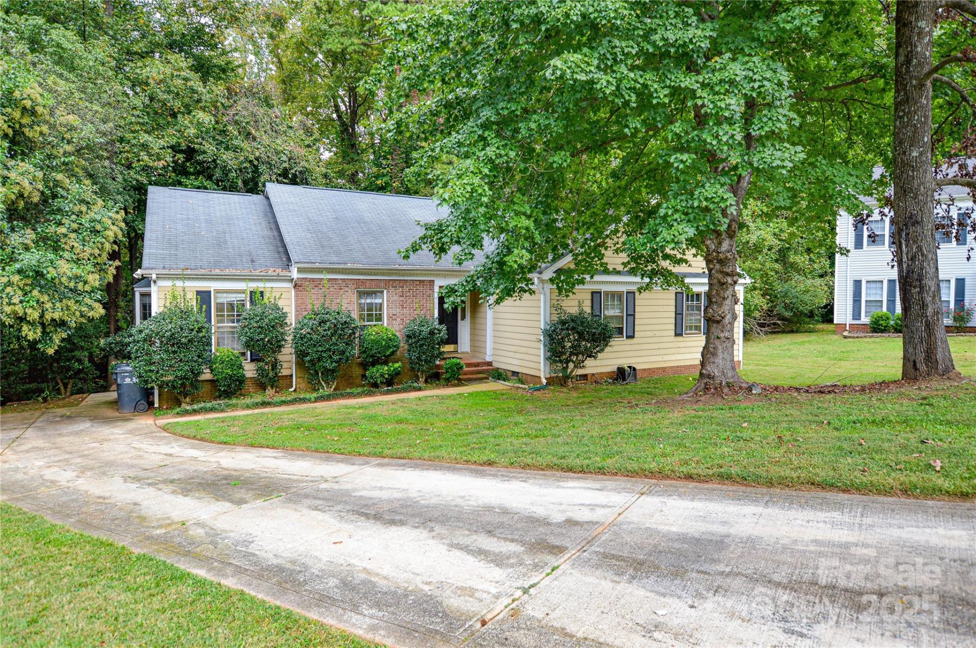 Property at 902 Eldorado Avenue, Charlotte, NC 28262