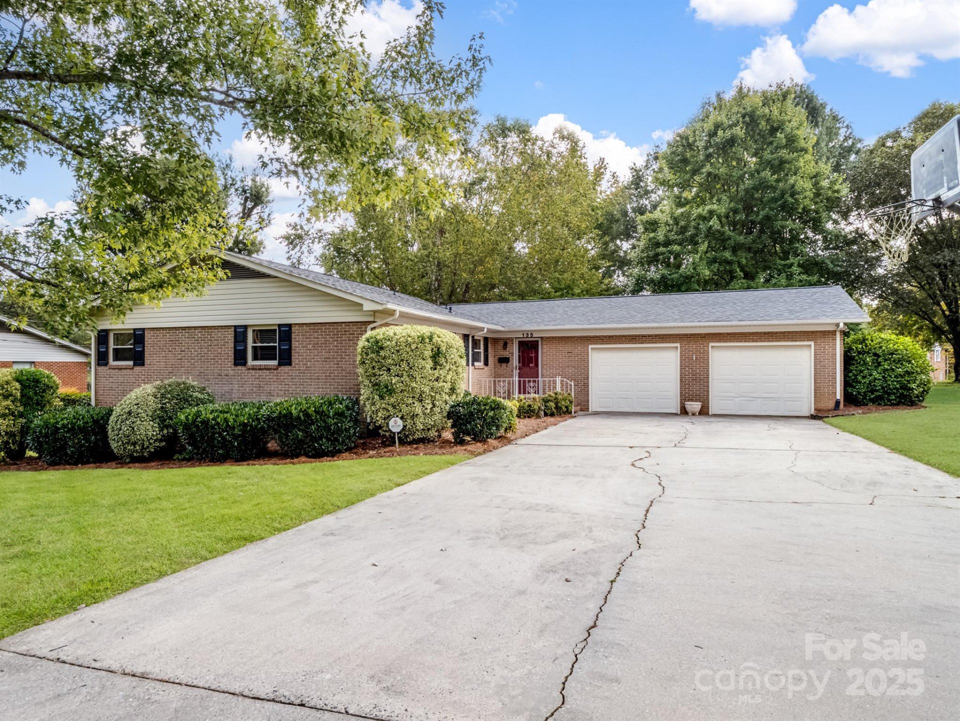 Property at 135 Greenview Drive, Kannapolis, NC 28081