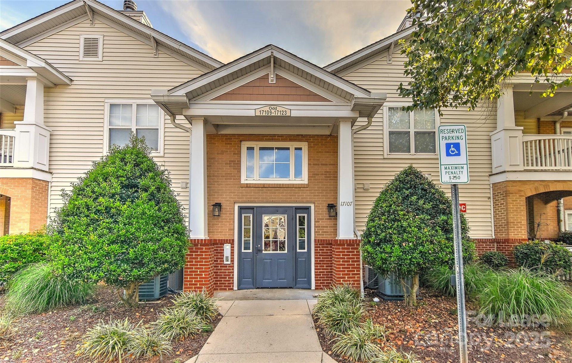 Property image 1 at 17109 Red Feather Drive, Charlotte, NC 28277