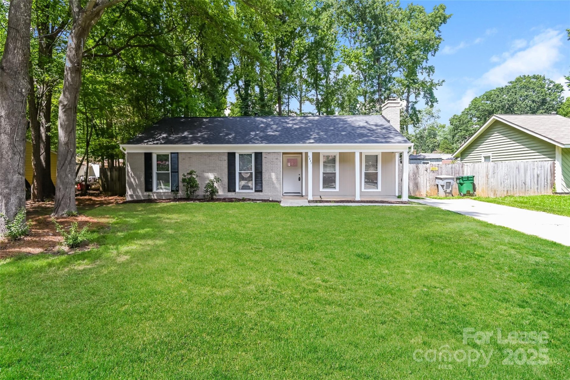 Property at 5837 Carved Oak Circle, Charlotte, NC 28227