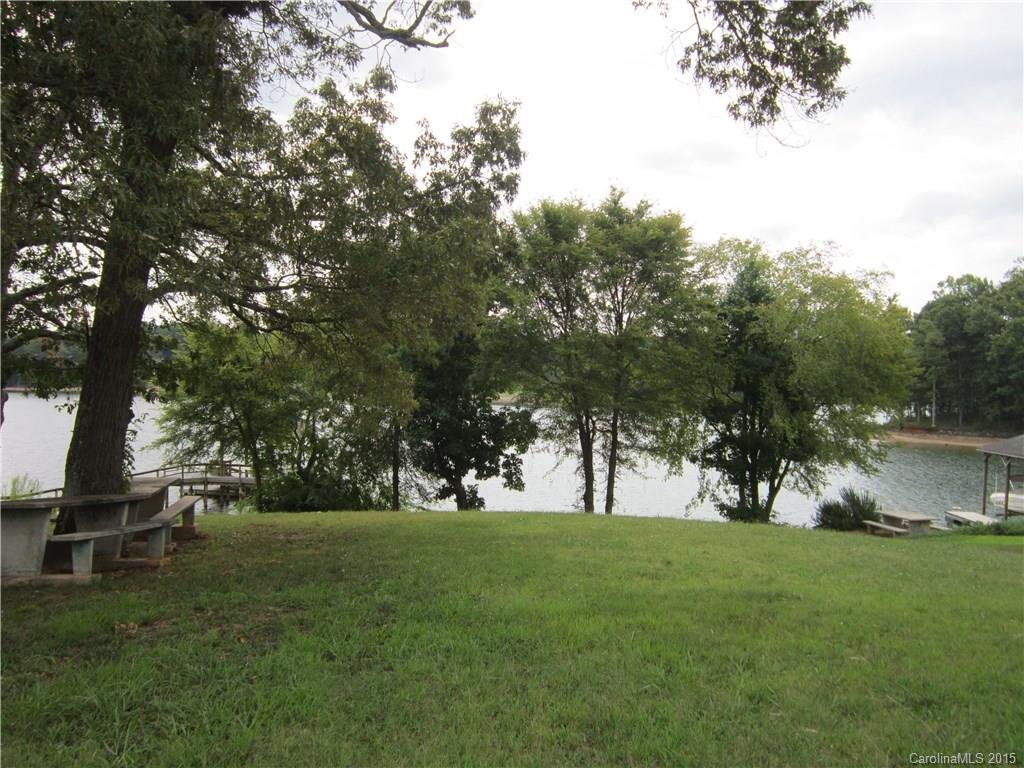 536 Joslin Pointe None