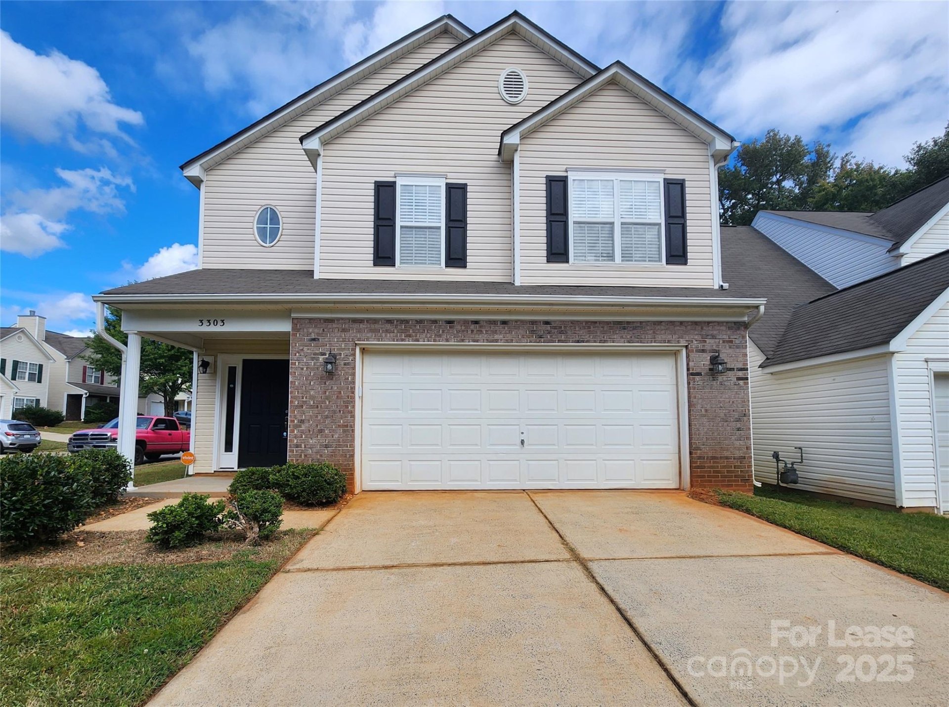 Property image 1 at 3303 Reid Brook Lane, Charlotte, NC 28208