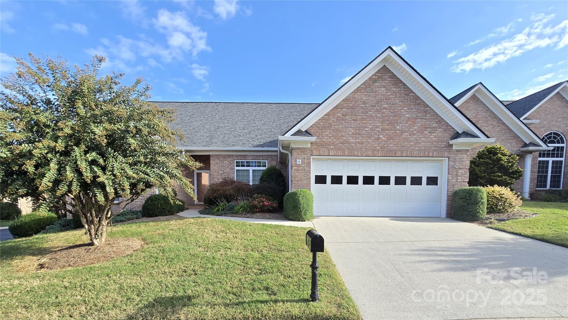 Property at 3131 9th Street Drive, Hickory, NC 28601