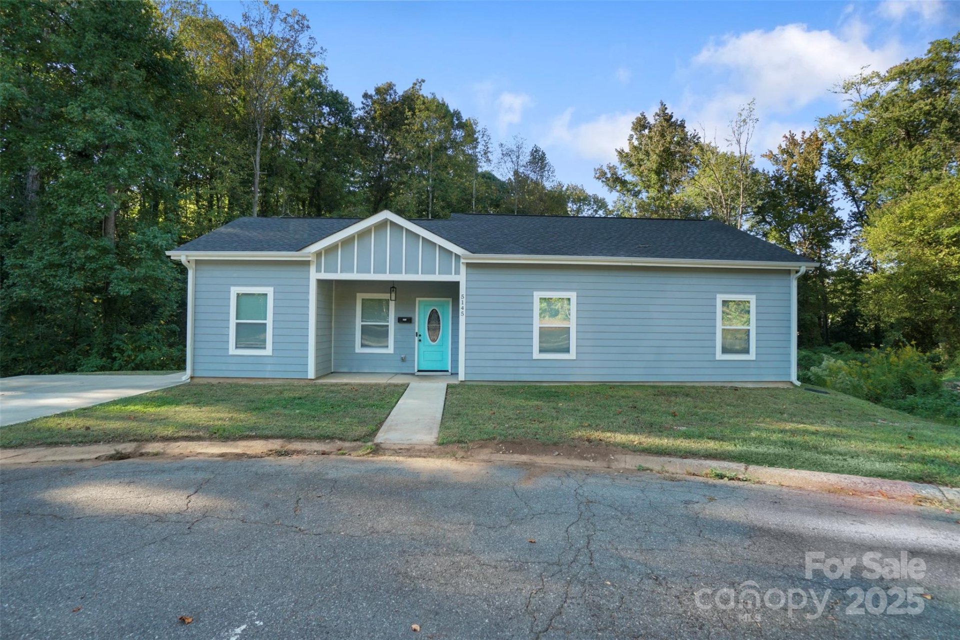 Property at 5145 Grafton Drive, Charlotte, NC 28215