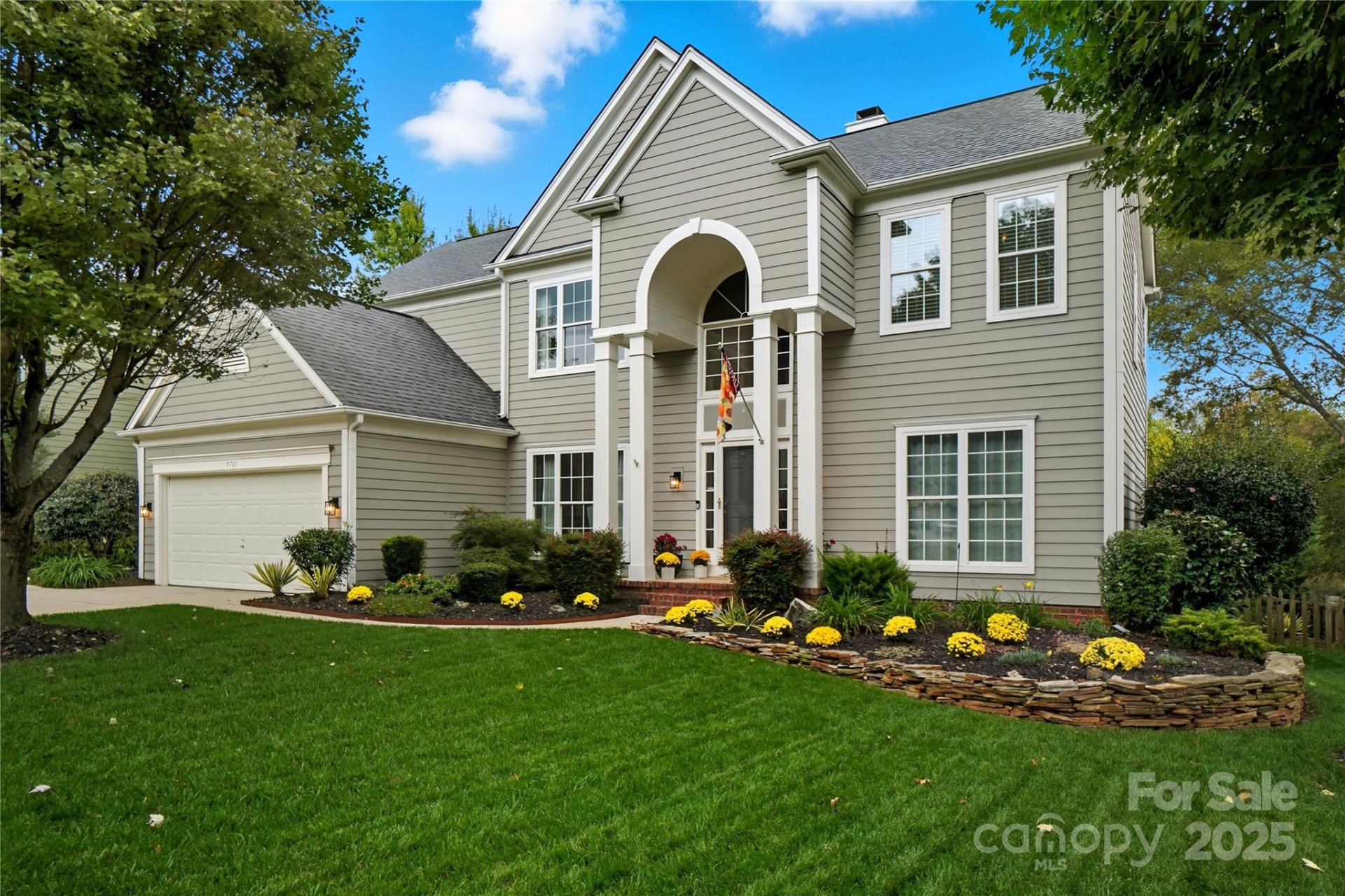 Property at 5701 Fairvista Drive, Charlotte, NC 28269